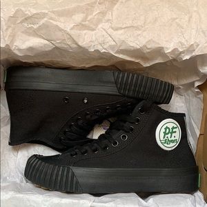 Pf flyers